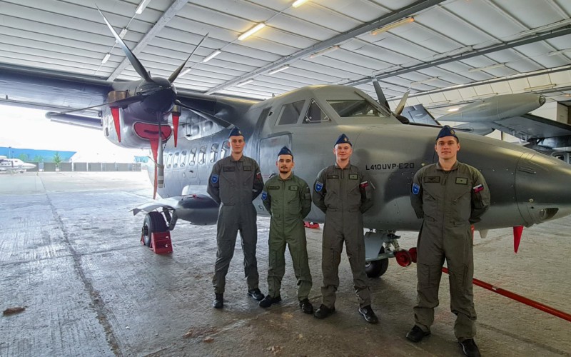 Noví piloti posilnili 46. krídlo Kuchyňa