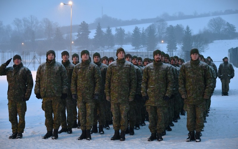 Slávnostný nástup pripomenul 33 rokov samostatnej Slovenskej republiky