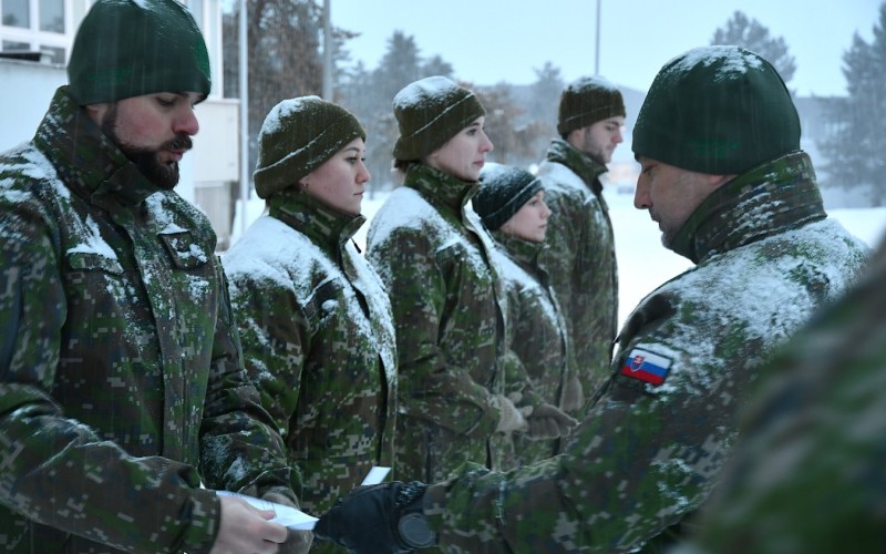 Slávnostný nástup pripomenul 33 rokov samostatnej Slovenskej republiky