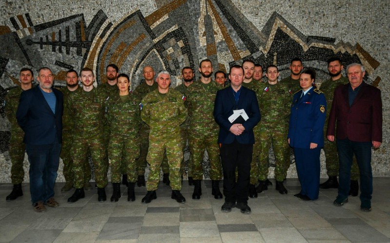 Príprava príslušníkov Vzdušných síl OS SR v krátkodobom odbornom kurze Rádiolokačná technika