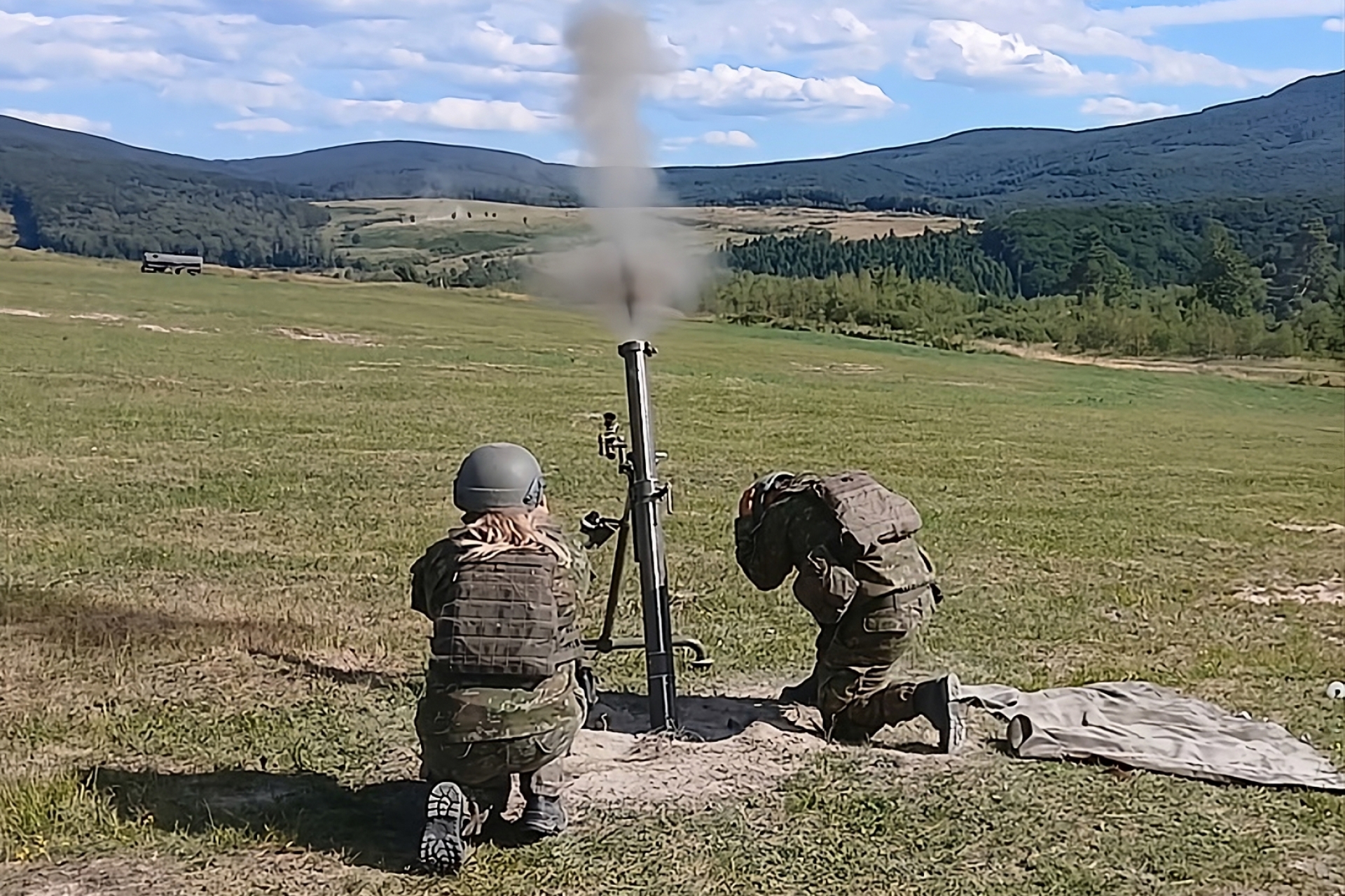 Katedra vojenskej taktiky a operačného umenia rozvíja výcvik palebnej podpory s využitím UAS