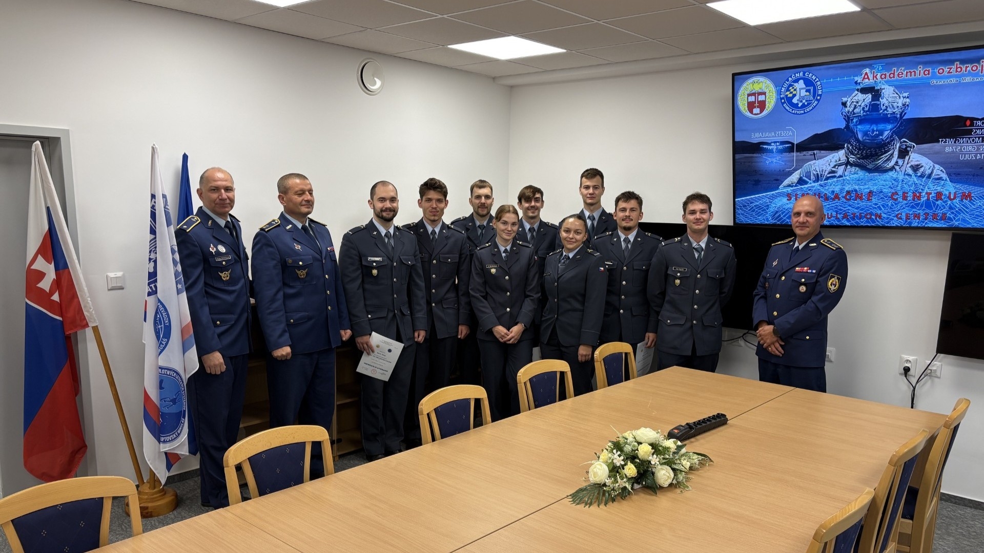 UNIVERZITA OBRANY BRNO PRI VÝCVIKU V SIMULAČNOM CENTRE AOS