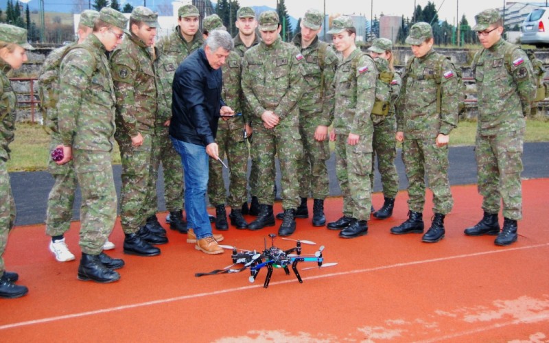 Týždeň vedy na Katedre elektroniky