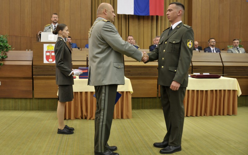 Slávnostná promócia kadetov AOS, 04. 07. 2025