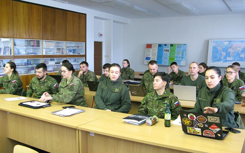 Týždeň vedy na AOS (10. – 13. 11. 2025)