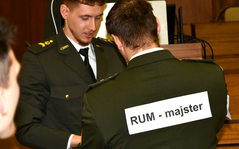 Prijímanie nových učňov do Cechu delostreleckého 4. 12. 2025