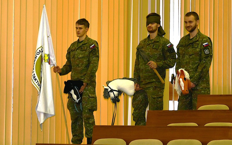 Prijímanie nových učňov do Cechu delostreleckého 4. 12. 2025