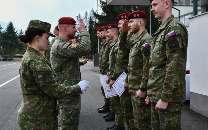 Slávnostný nástup pri príležitosti odovzdania bordových baretiek, 16.03.2026