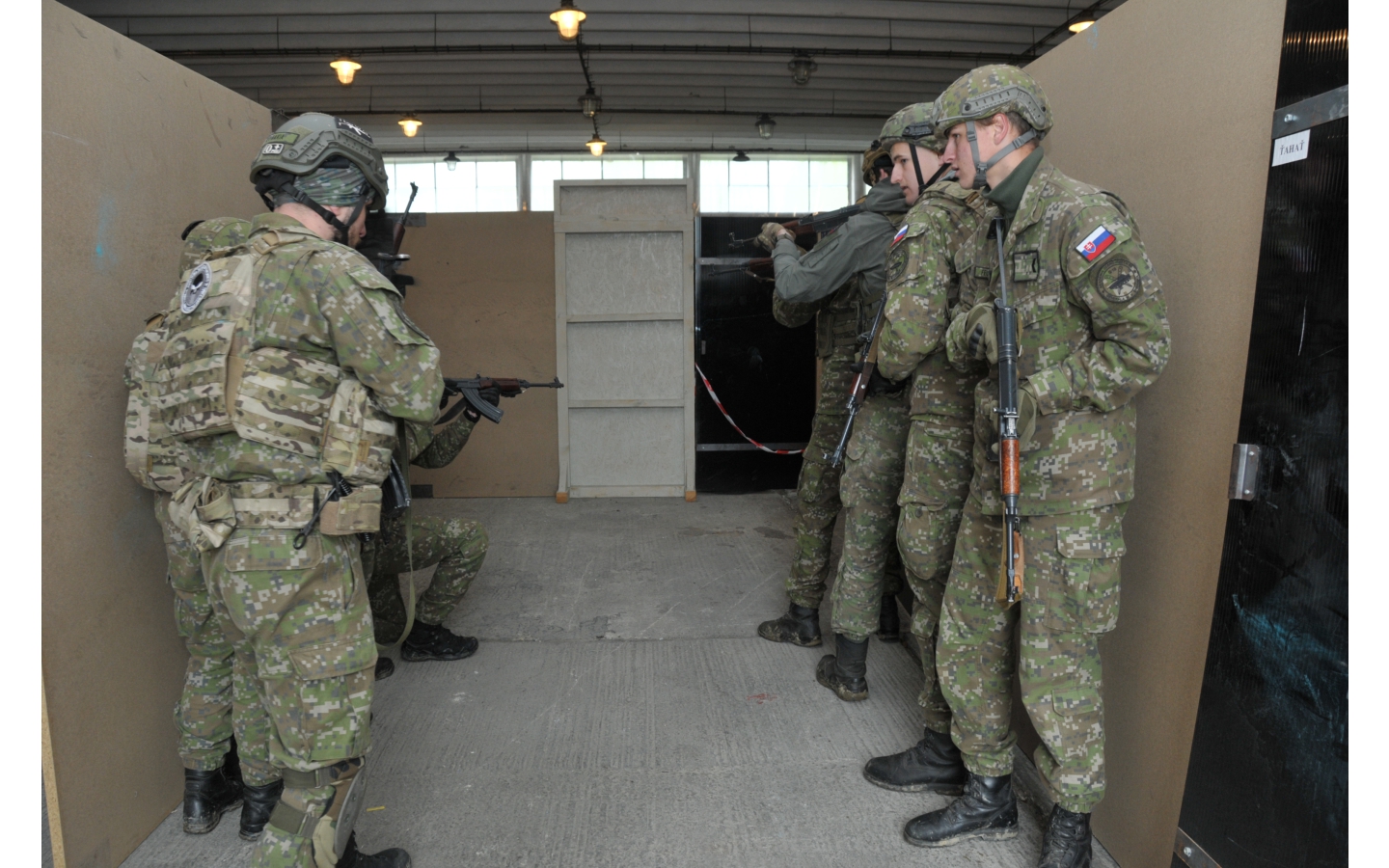Akadémia ozbrojených síl - CQB tréning