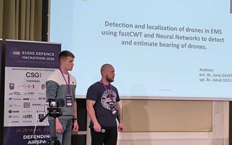 Študenti KtE na EUDIS Defence Hackathon