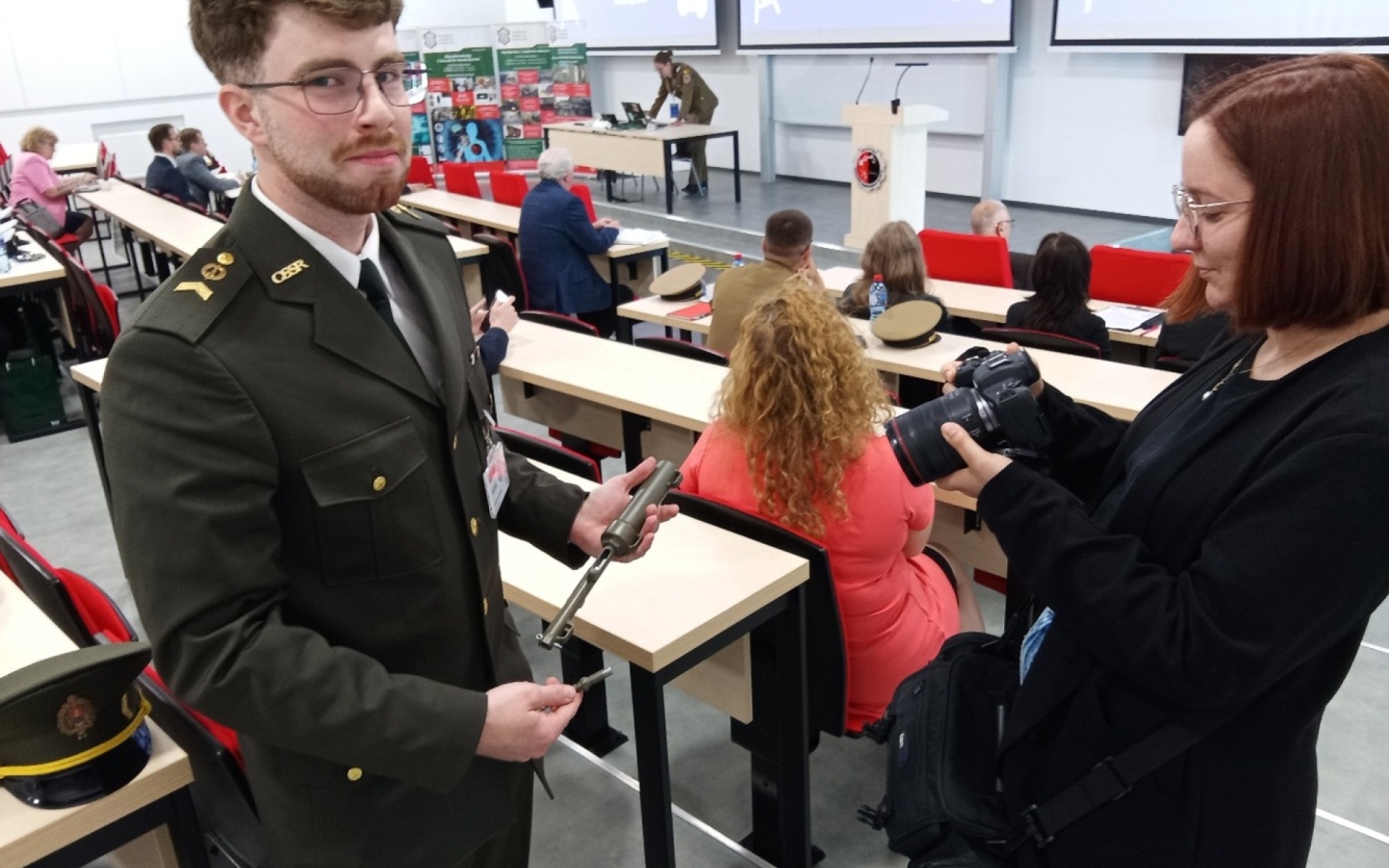 Študenti AOS medzi najlepšími na medzinárodnej vedeckej konferencii vo Varšave