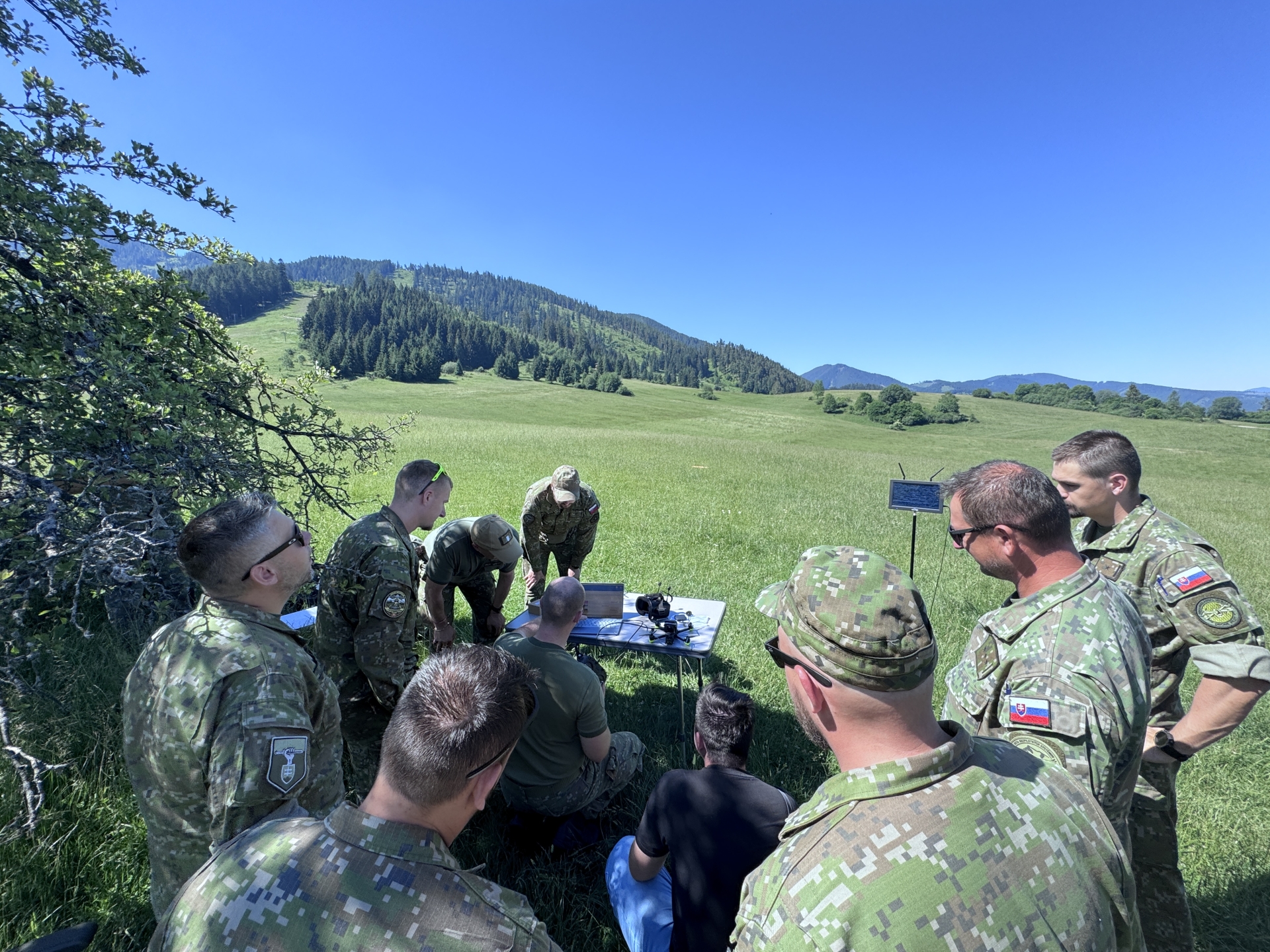 Zvyšovanie odborných kvalifikácií operátorov bezpilotných leteckých systémov