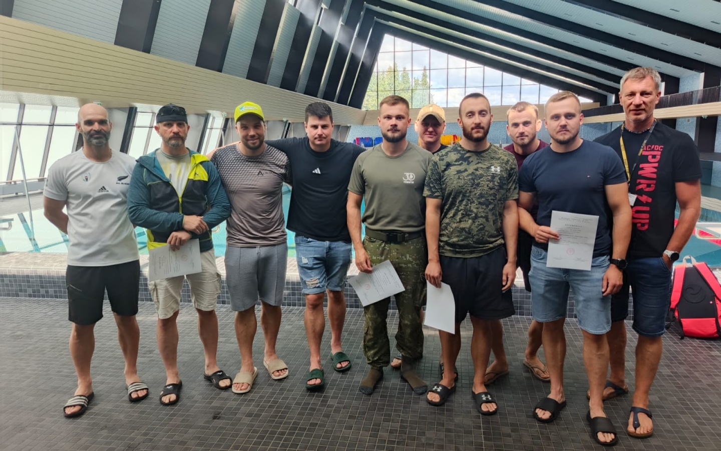 Kurz Combat Swimmer 2026 úspešne pripravil nových cvičiteľov a inštruktora vojensko-praktického plávania