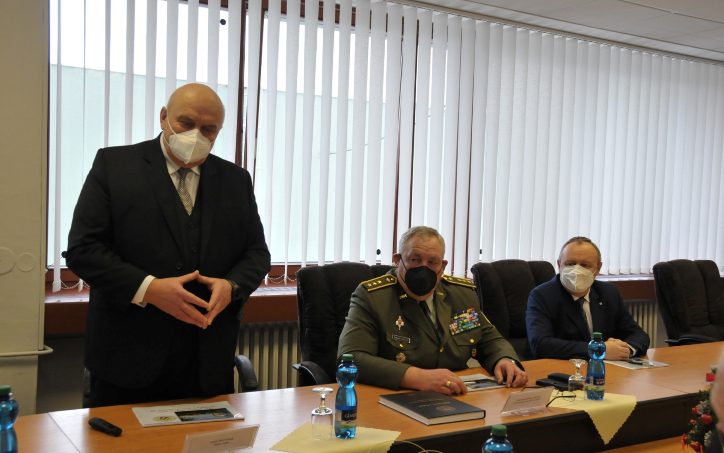 Minister obrany navštívil Akadémiu ozbrojených síl