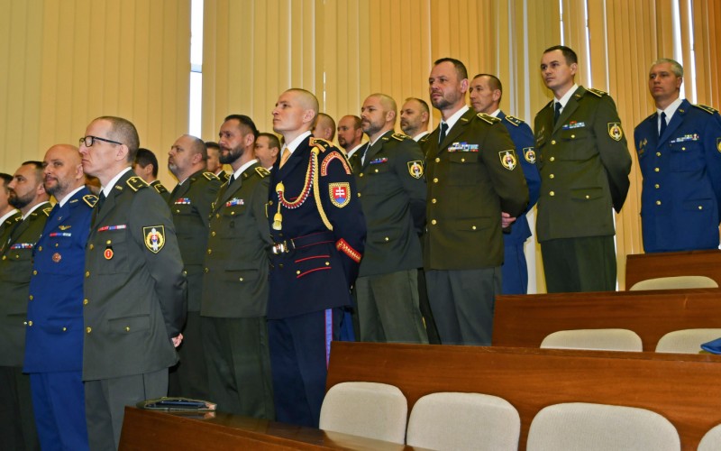 Slávnostné ukončenie 23. VYŠŠIEHO VELITEĽSKO–ŠTÁBNEHO KURZU, 12.12.2025