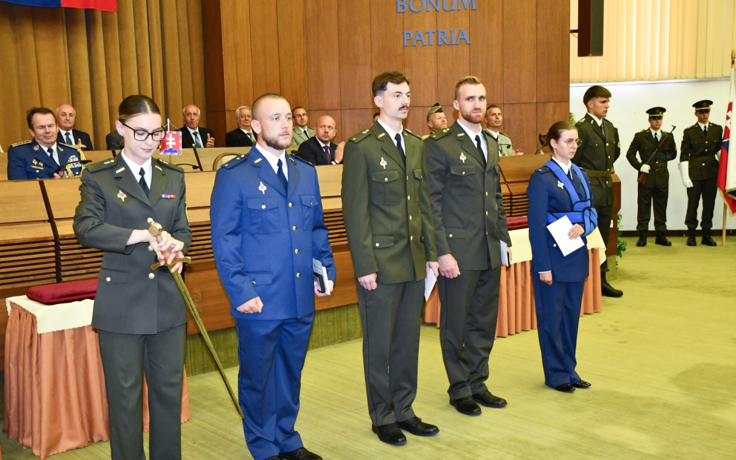 Slávnostná promócia kadetov AOS, 03. 07. 2026